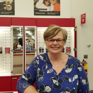 Meet your Posher, Deb